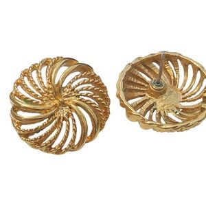 Vintage Napier Spiral Pinwheel Earrings, Gold Tone Filigree Button Studs